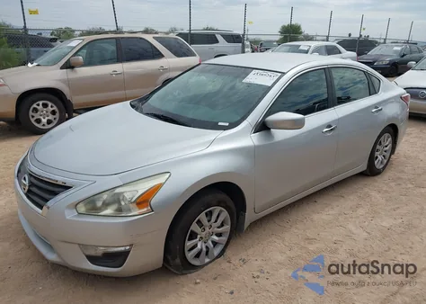 2013 Nissan Altima 2.5 S из США, поврежденный, VIN 1N4AL3AP2DC102810